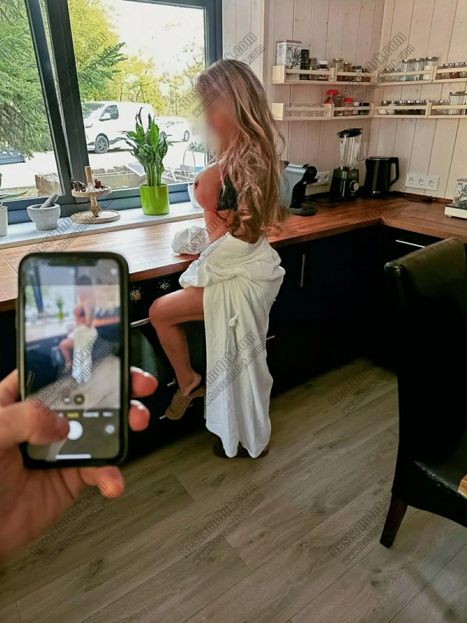 Jázmin - +36 70 244 2885 - popoimado foto