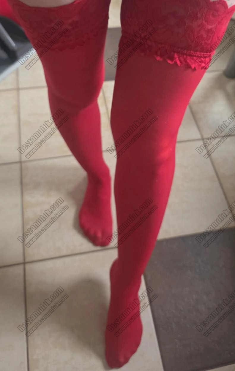 Mia - +36 20 993 8784 - popoimado foto